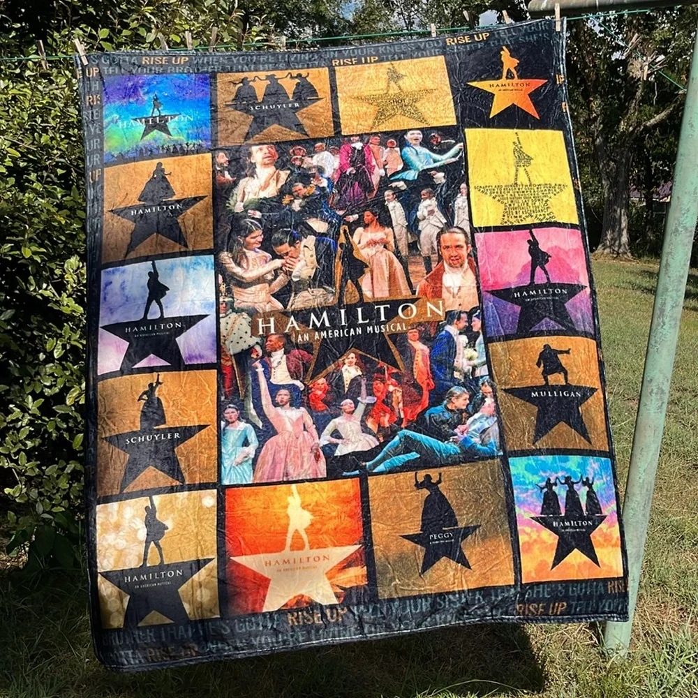 NWOT Large Hamilton Musical Themed Plush Throw Blanket Bedding Perfect for Fans!